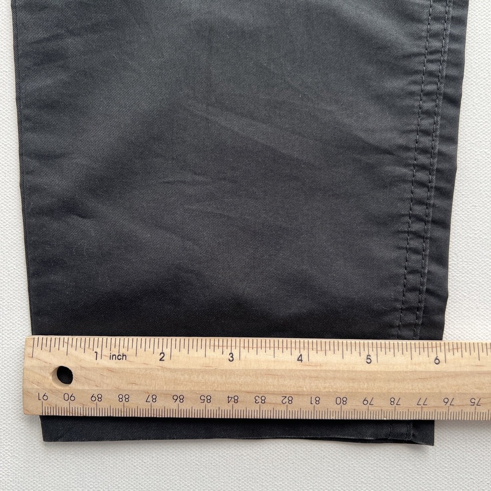 Levis Jeans 28x30 High Rise Mom Black Y2K Womens Denim High Waisted NWT MSRP $69 - Picture 4 of 10